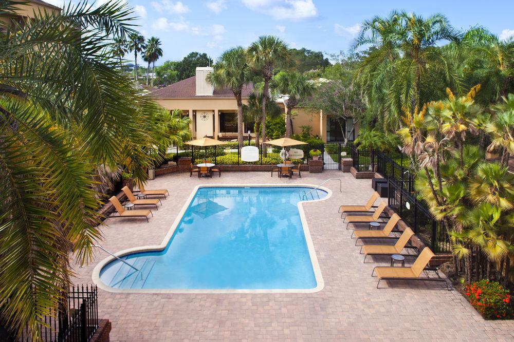 Courtyard Tampa Westshore/Airport Экстерьер фото